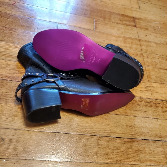 NWOT TWIGGY LONDON Black Leather Rhinestone Ankle Western Boots - Picture 2 of 10